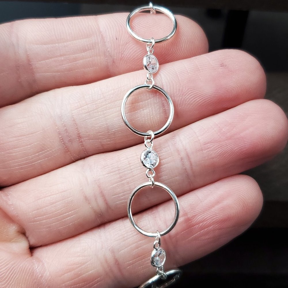 7 Inch Sterling Silver Cubic Zirconia Circles Bracelet